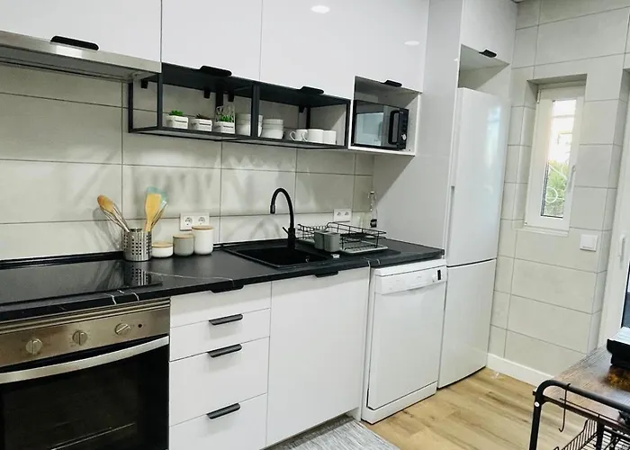 Apartman Zarla - 2-bedroom - 500 Meters From The *