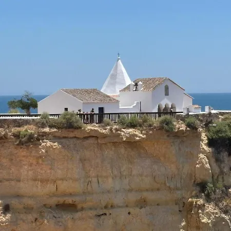 Zarla - 2-bedroom - 500 Meters From The Armação de Pêra